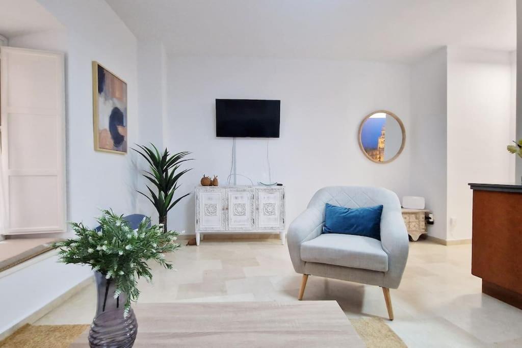 Apartamento Precioso En Santa Cruz Lirio Bajo Sevilla Exterior foto